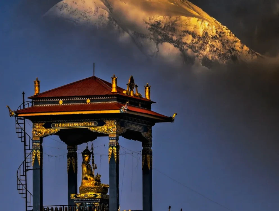 Zhajilam: The Multifaceted Tibetan Goddess of Wealth