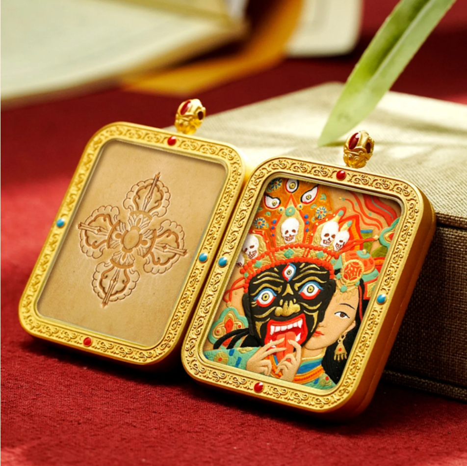 Fanchen·Hand-Carved Thangka Buddha Pendant Necklace with Brass Gawu Box
